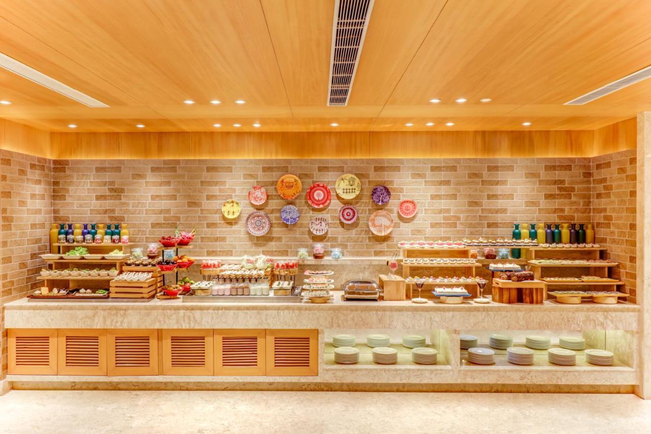 Lemon Tree Premier, Bhubaneswar Hotel Bagian luar foto